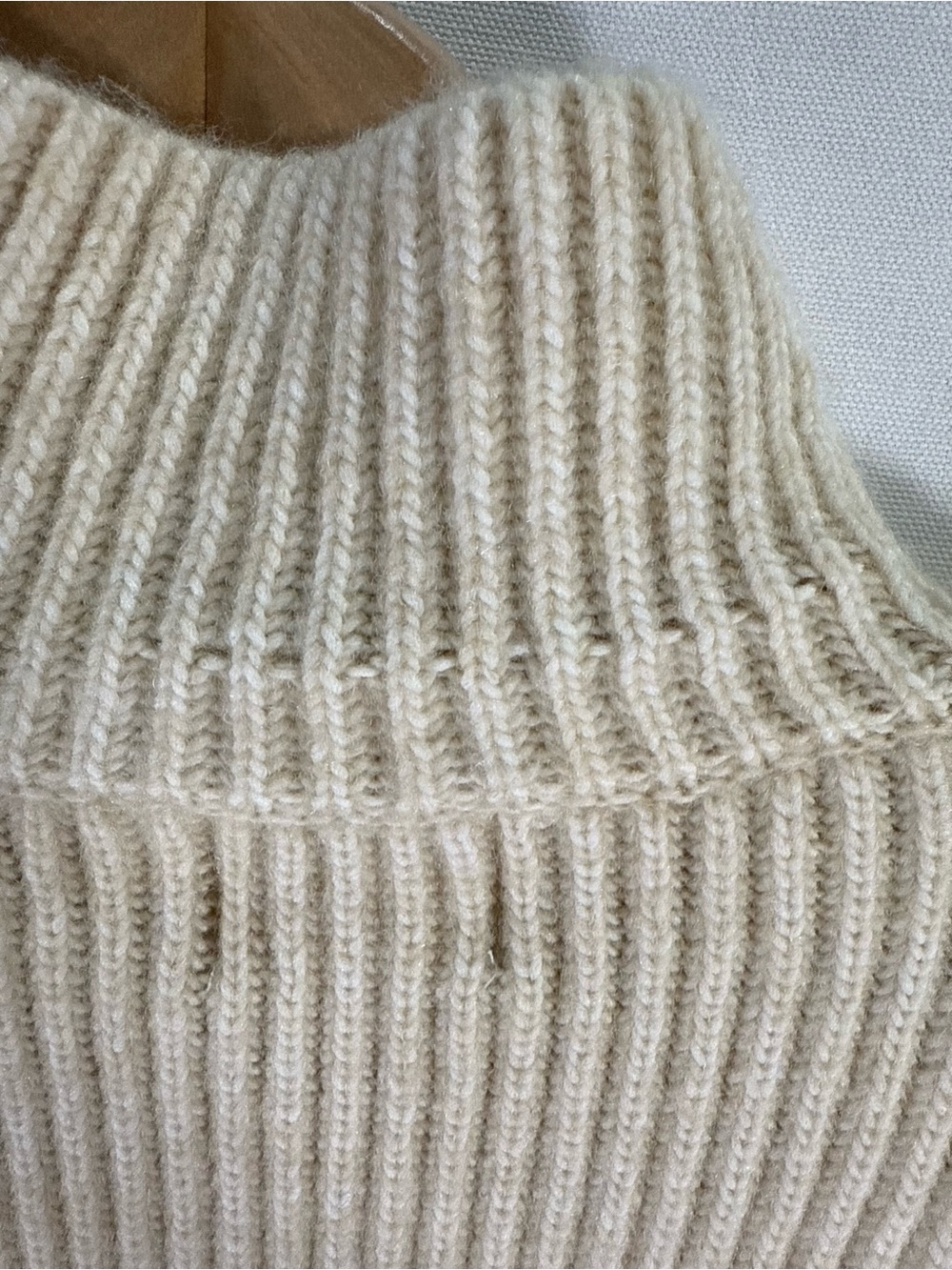 H&M Cream Ribbed Turtleneck Sweater - Picture 12 of 12